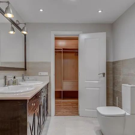 Villa Impeccable 3-bed In Costa Adeje
