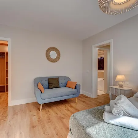 Impeccable 3-bed In Costa Adeje Вилла